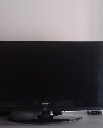 TV Samsung LCD