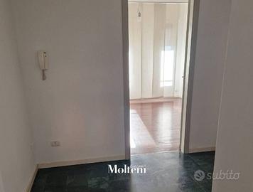 Immobile di 46 m² con 2 locali a Lecco