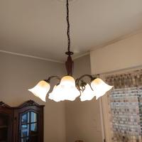 Lampadario in legno