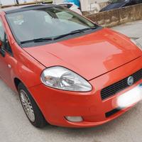fiat grande punto 1200 benzina  90.000km  Tettucci