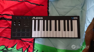 Tastiera MIDI Alesis V25