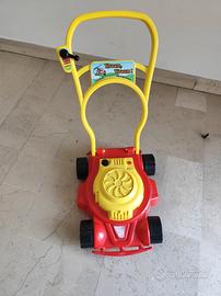tagliaerba giocattolo 