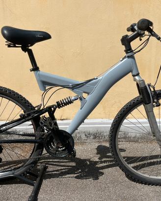 Bicicletta biammortizzata
