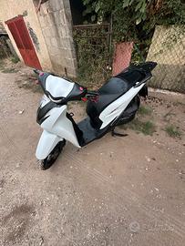 sh 125 2025 sport