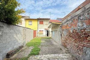 CASA INDIPENDENTE A CASTELLEONE