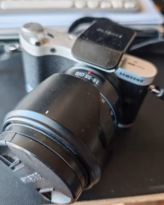 Fotocamera Samsung NX300 mirrorless