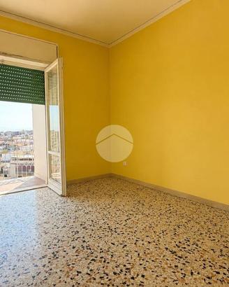 2 LOCALI A MARANO DI NAPOLI