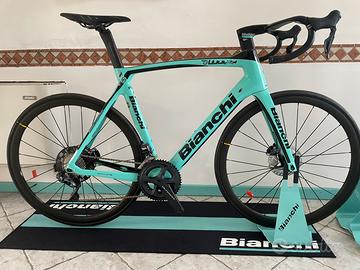 BINACHI OLTRE XR4 DISC 2020 Di2