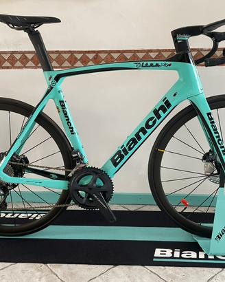 BINACHI OLTRE XR4 DISC 2020 Di2