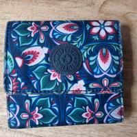 Portafoglio Kipling fantasia floreale blu