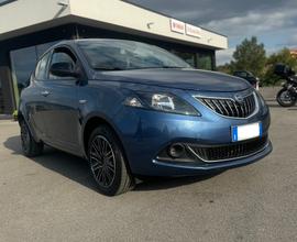 Lancia Ypsilon 1.0 Firefly 5porte S&S Hybrid Gold