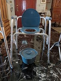 Sedia da bagno per disabili mai usata