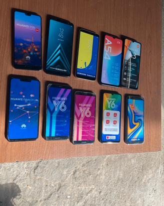 Kit telefoni  finti da collezione
