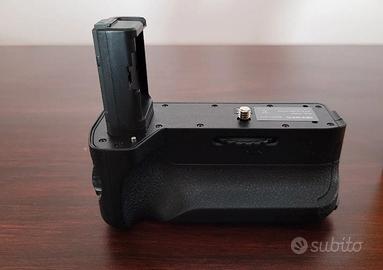 BATTERY GRIP MIRRORLESS NP-FW50 NUOVO