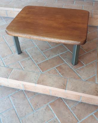 tavolino  in legno