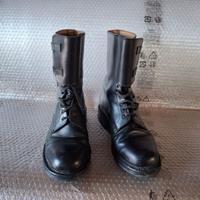 Stivali da uomo neri in pelle