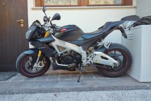 Aprilia Tuono 1000 - 2012 e abbigliamento