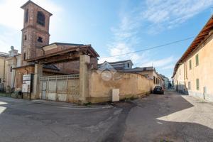 CAPANNONE A PONTESTURA