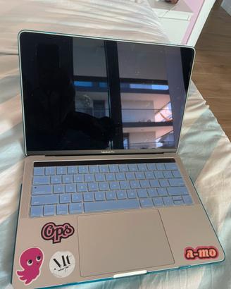 macbook pro 13”