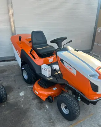 Trattorino Rasaerba Stihl RT 5097 NUOVO 24M Garanz