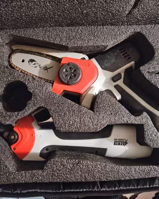 Kit potatura a batteria Balex “Leggi bene