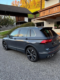 Vw Tiguan R-Line DSG 4-Motion