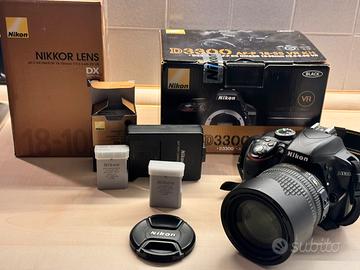 Macchina fotografica Nikon D3300 + 18-105