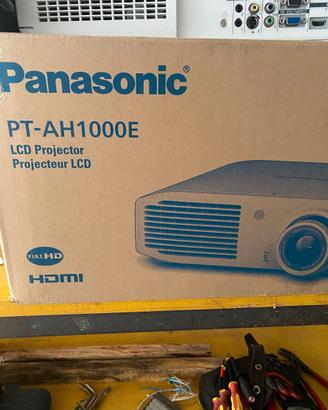 Proiettore Panasonic LCD PT-AH1000E HDMI