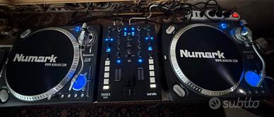 Coppia giradischi + mixer + valige