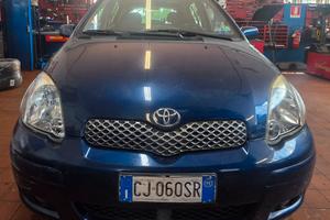 Toyota yaris 1.3 5 porte 2003