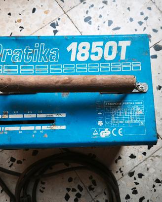 saldatrice a elettrodo Pratika 1850T
