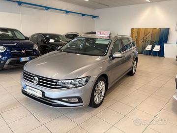 Volkswagen Passat Variant BUSINESS 2.0 TDI SCR EVO