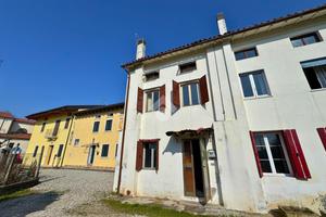 CASA INDIPENDENTE A COLCERESA