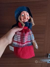 Befana della Kinder nome Ada Rugiada 