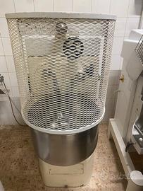 Impastatrice a braccia tuffanti