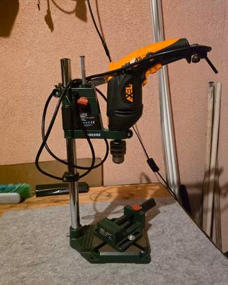 Trapano su supporto a colonna Parkside Axel