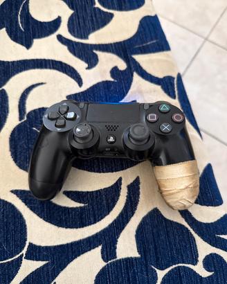 Vengo ps4 usata