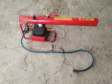 Cannoncino spaventapasseri a gas