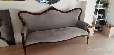 Divanetto stile liberty