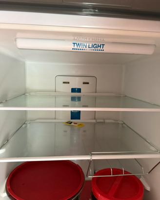 Frigo congelatore , nn funzionante