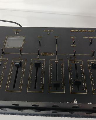 Mixer Vintage Amtron UK718 Stereo Studio Mixer 6 C