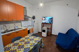 Formia centro 2 camere piano terra