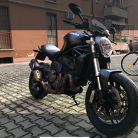 Ducati Monster 821 dark