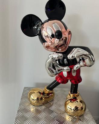 Scultura in resina con colrazione a specchio