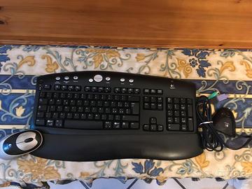 Tastiera  e mouse wireless Logitech