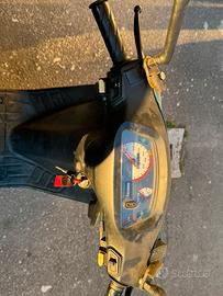 Scooter suzuki ap 50 cc 50