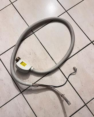 Tubo di carico acqua lavastoviglie Miele