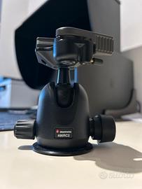 Testa a sfera con sgabcio rapido Manfrotto 496rc2