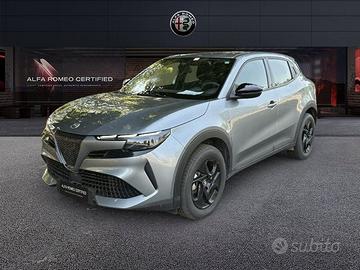 Alfa Romeo Junior 1.2 145CV Hybrid eDCT6 ibrida
