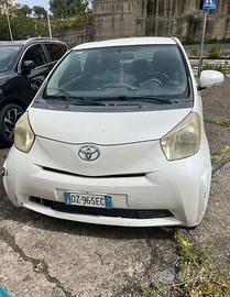 Auto 3.000 Toyota IQ